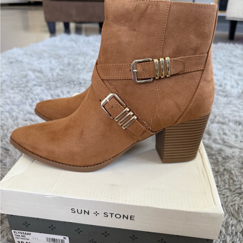 Sun + Stone Women's Brown Ankle Booties
